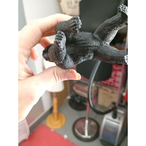 Black Gorilla Figurine Animal Sculpture Made Of Resin For Collectors Or Home Dec - Picture 5 of 5